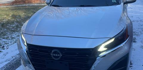 Nissan Altima 2023