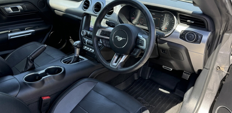 Ford MUSTANG 2021