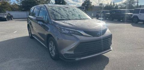 Toyota Sienna 2024