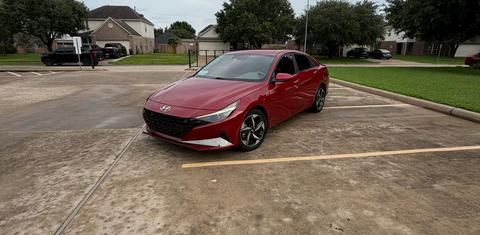 Hyundai Elantra 2023