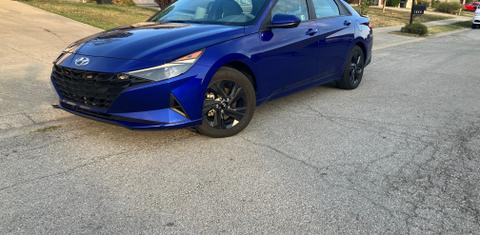 Hyundai Elantra Hybrid 2023