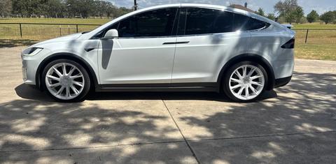 Tesla Model X 2018