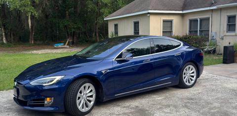 Tesla Model S 2017