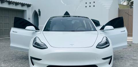Tesla Model 3 2019