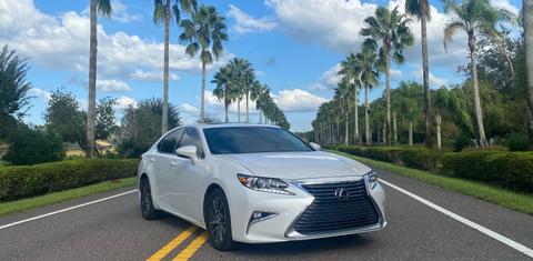 Lexus ES 2018