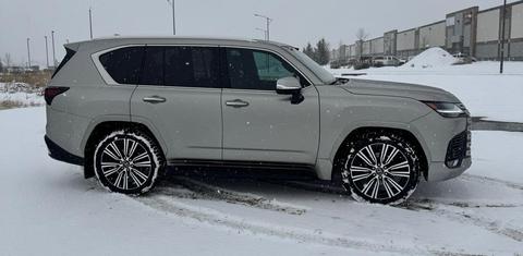 Lexus LX 2024