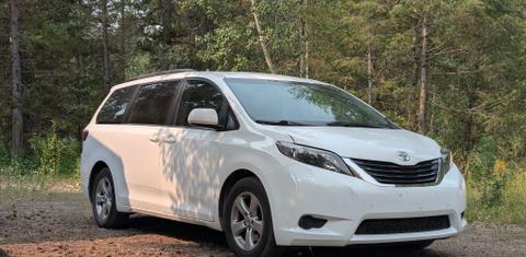 Toyota Sienna 2016