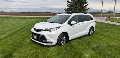 Toyota Sienna 2022