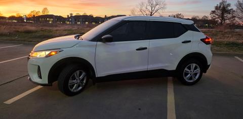 Nissan Kicks Play 2025