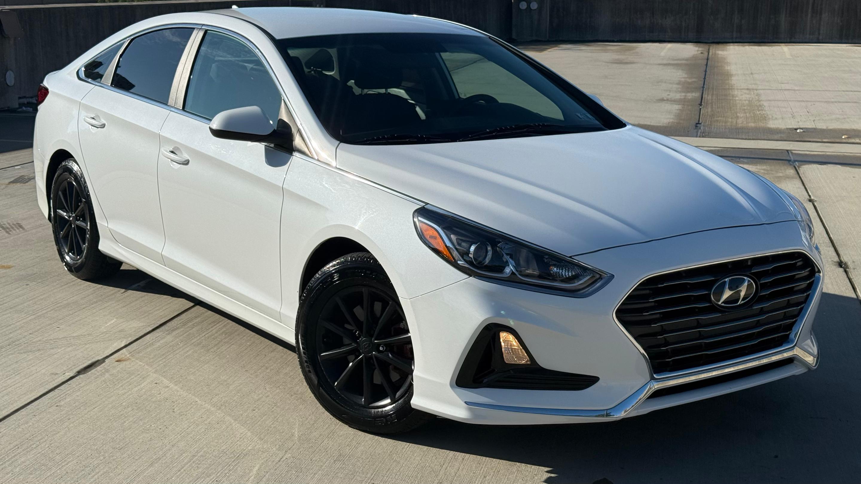 Hyundai Sonata 2019 in Oakland Gardens, NY