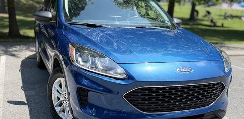 Ford Escape Hybrid 2022