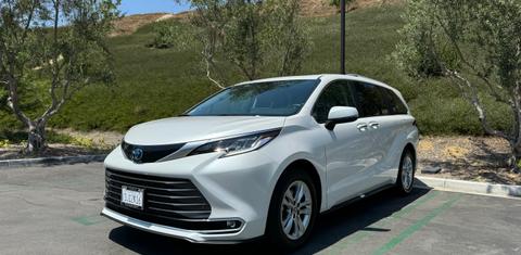Toyota Sienna 2024