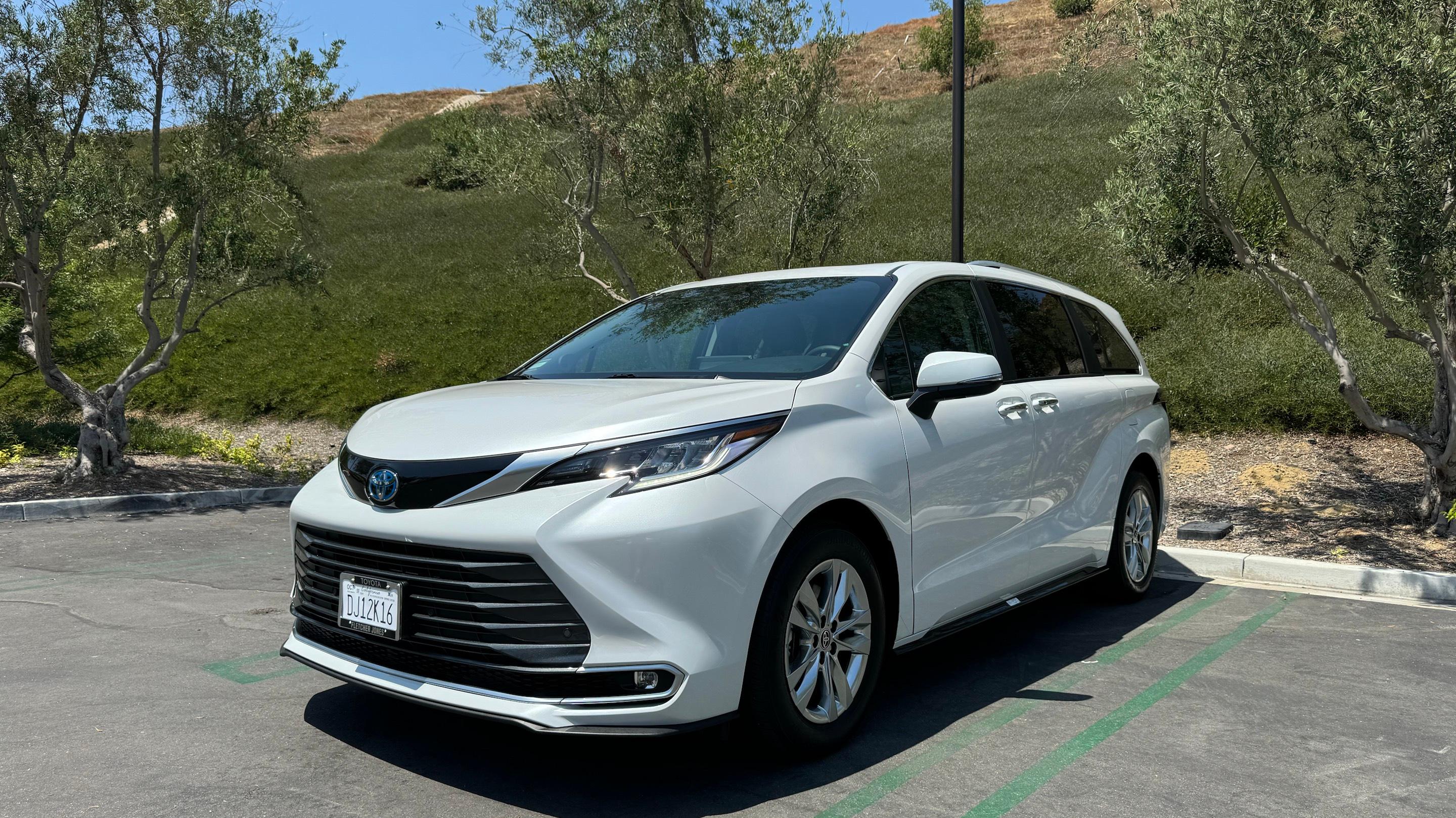 Toyota Sienna 2024 in 