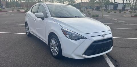 Toyota Yaris iA 2017