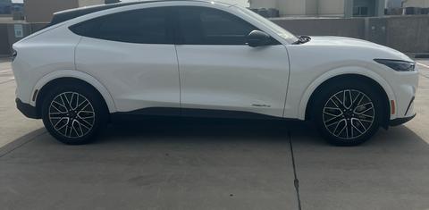 Ford Mustang Mach-E 2025