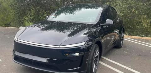 Tesla Model Y 2026