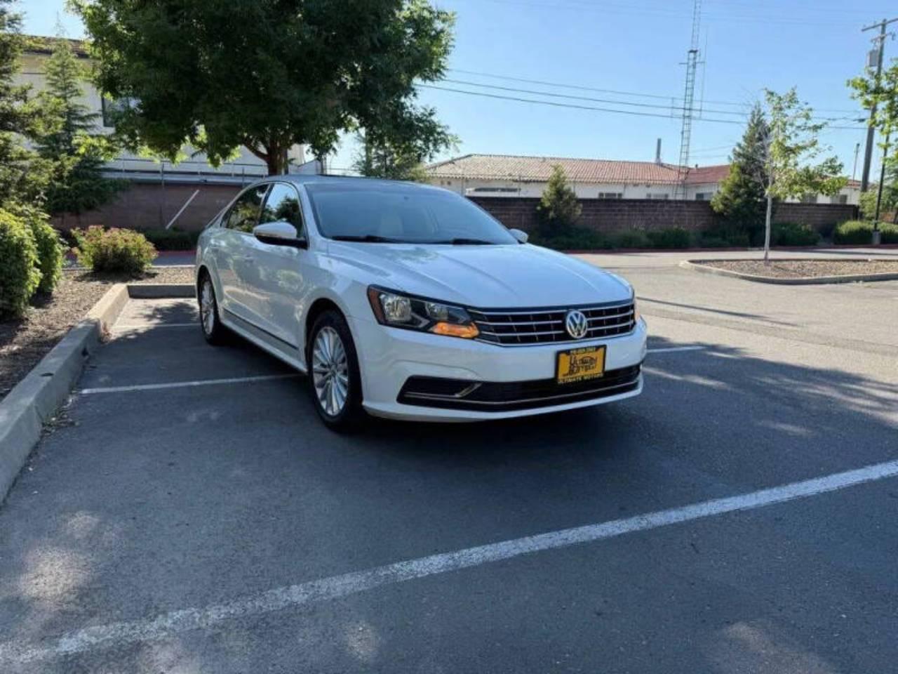 Volkswagen Passat 2016 in Sacramento, CA