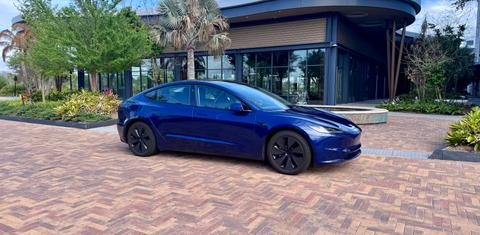 Tesla Model 3 2025