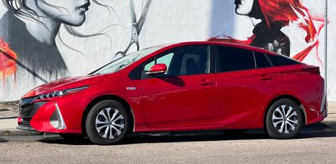 Toyota Prius Prime 2021