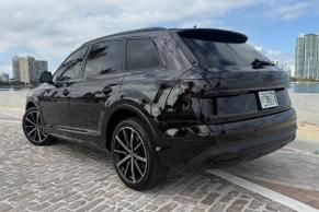 Audi Q7 2022 in Miami