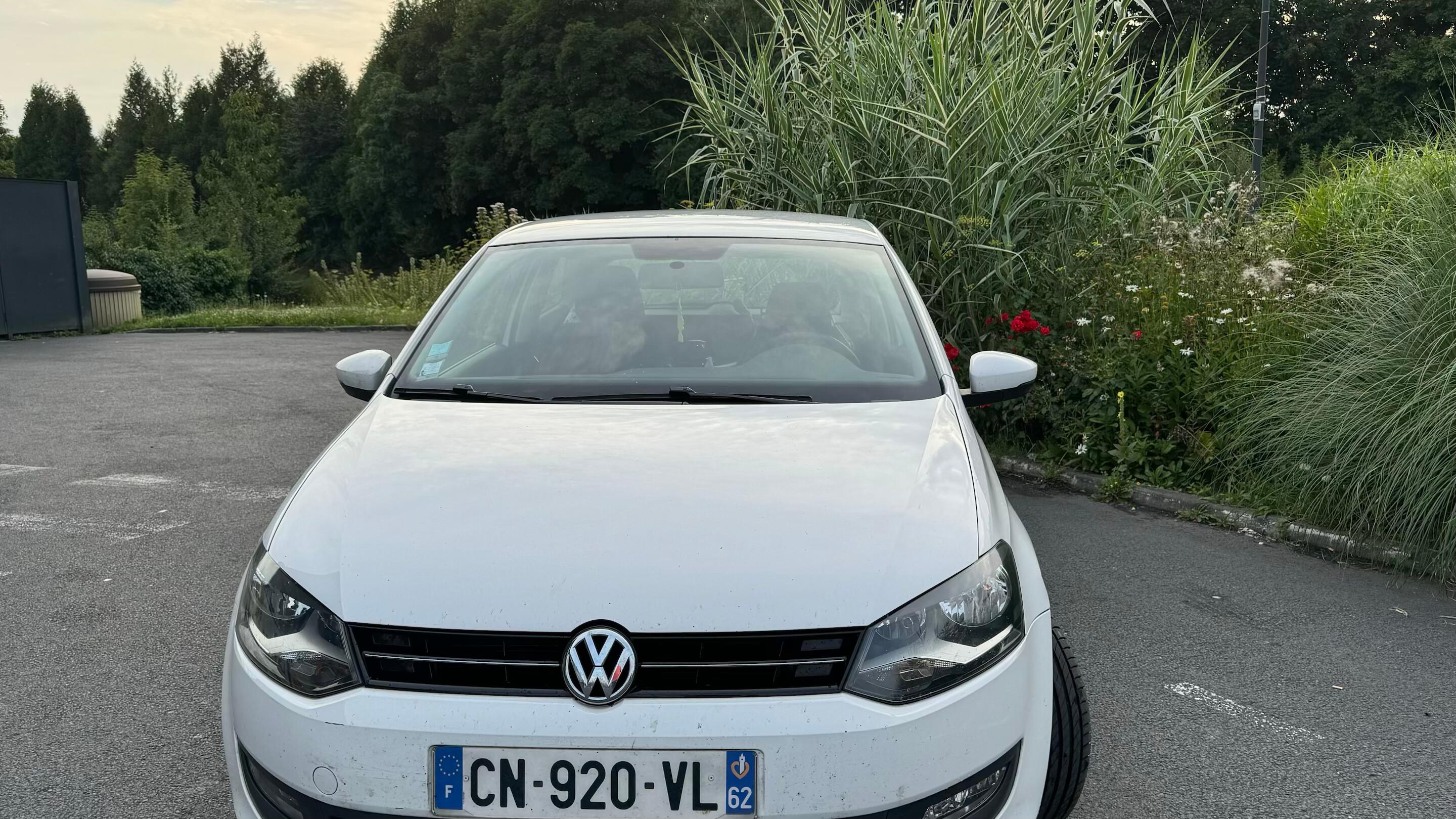 Volkswagen POLO 2012 à Condé-sur-l'Escaut