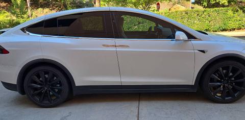 Tesla Model X 2020