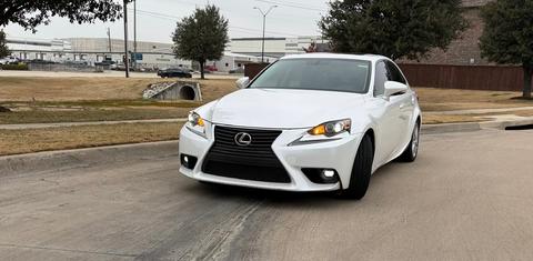 Lexus IS 2016