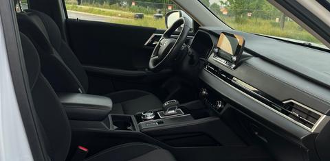 Mitsubishi Outlander 2023