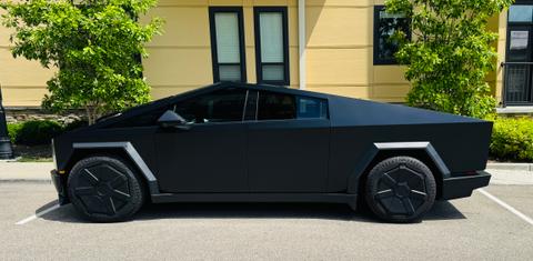 Tesla Cybertruck 2024