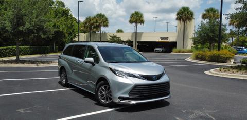 Toyota Sienna 2021