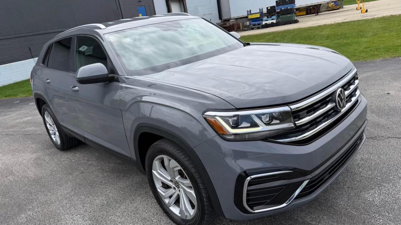 Volkswagen Atlas Cross Sport 2022 in Cleveland, OH
