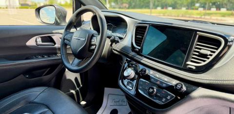 Chrysler Pacifica 2022