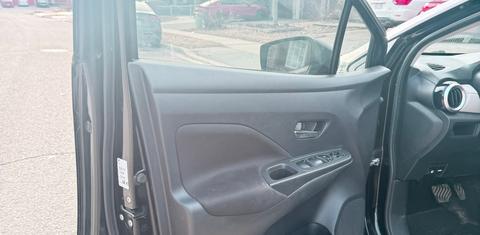 Nissan Versa 2021
