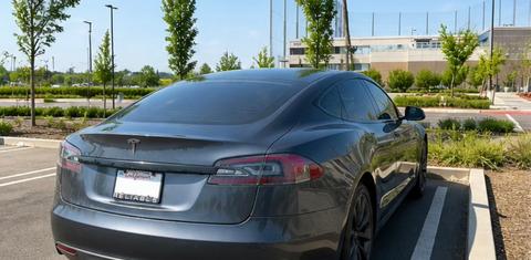 Tesla Model S 2016