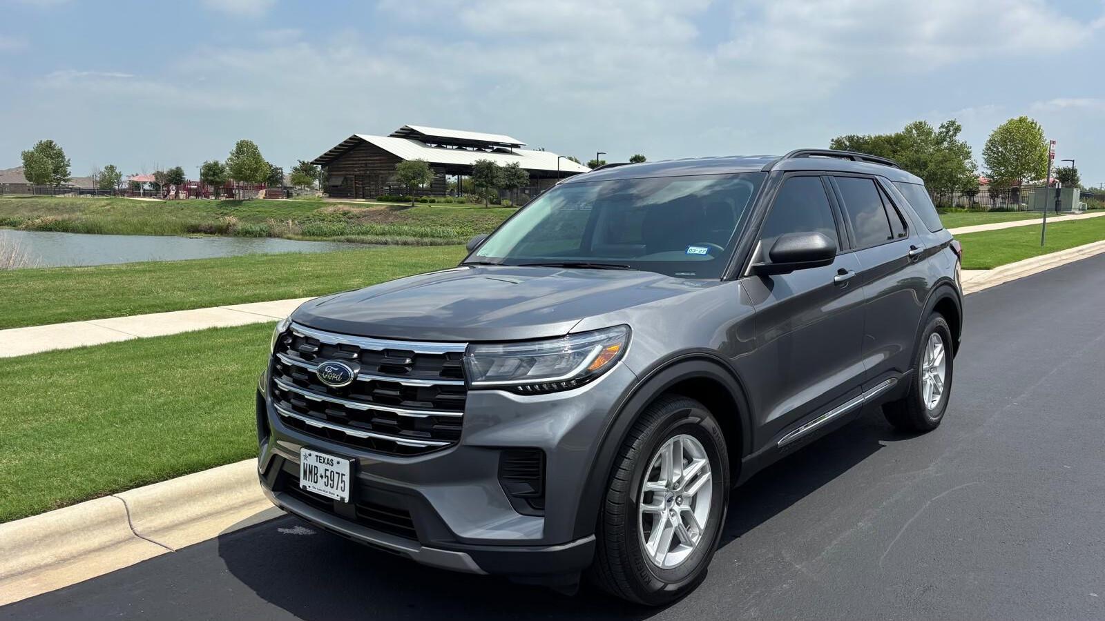 Ford Explorer 2025 in Georgetown, TX