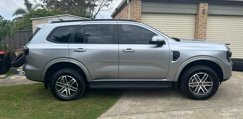 Ford EVEREST 2024