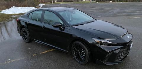 Toyota Camry Hybrid 2025