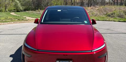 Tesla Model Y 2026
