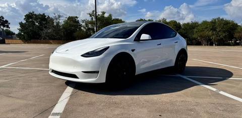 Tesla Model Y 2022