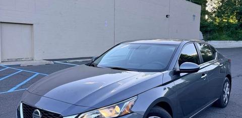 Nissan Altima 2019