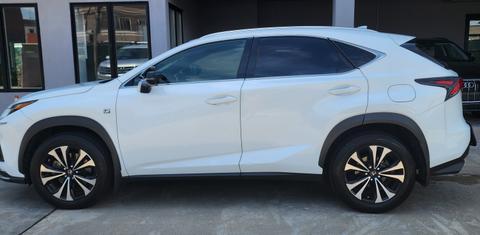 Lexus NX 2021