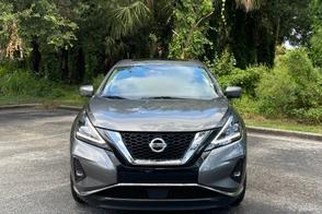 Nissan Murano car