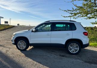 Volkswagen Tiguan car