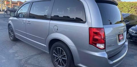Dodge Grand Caravan 2017