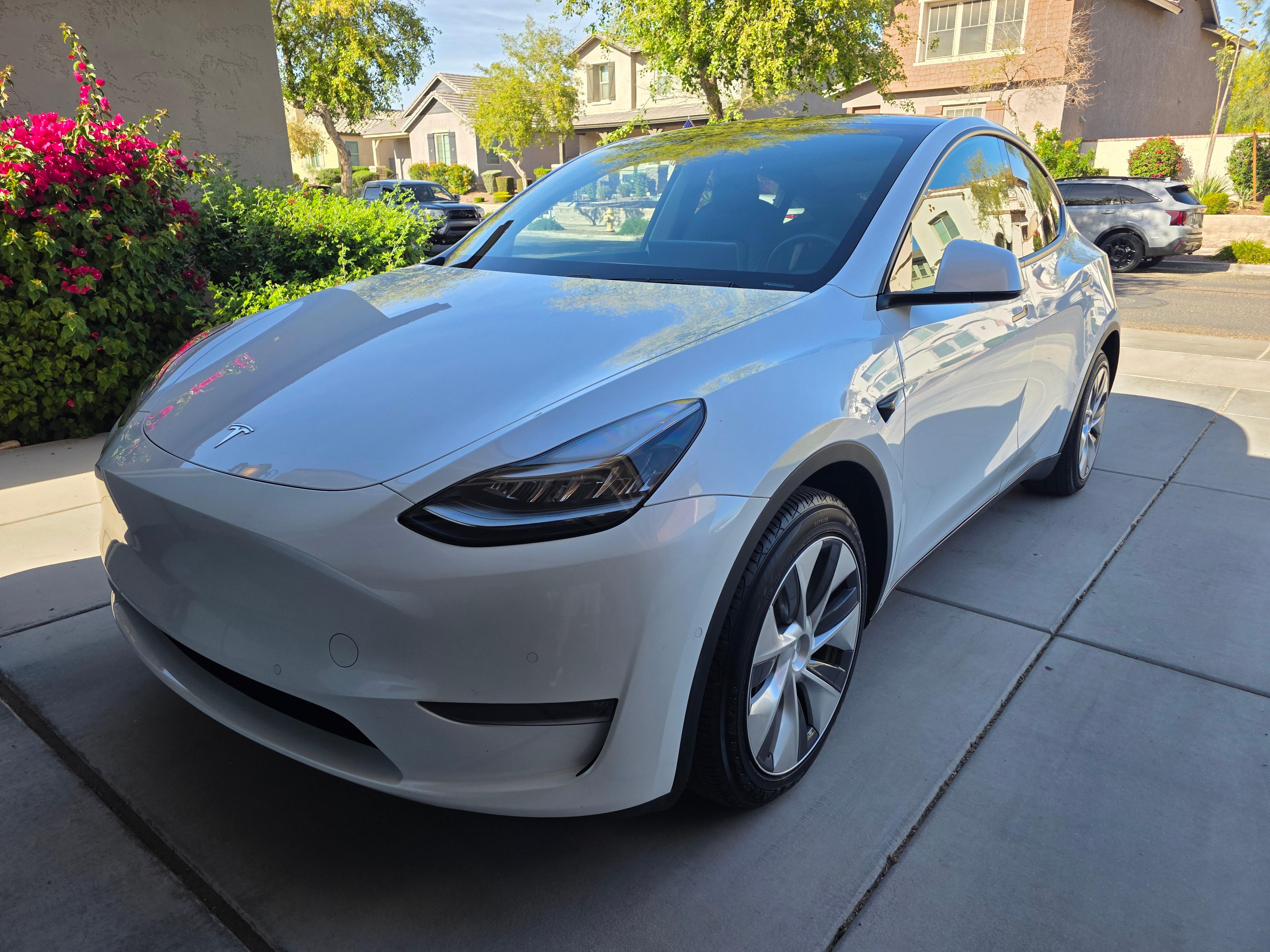 Tesla Model Y 2021 in Buckeye, AZ