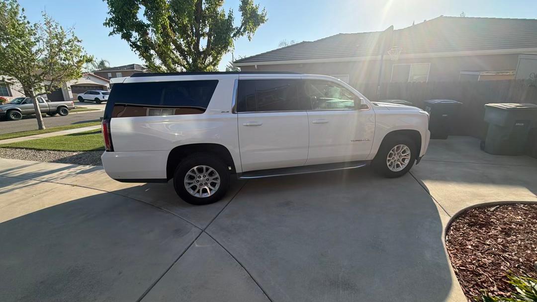 GMC Yukon XL 2017 in Visalia, CA