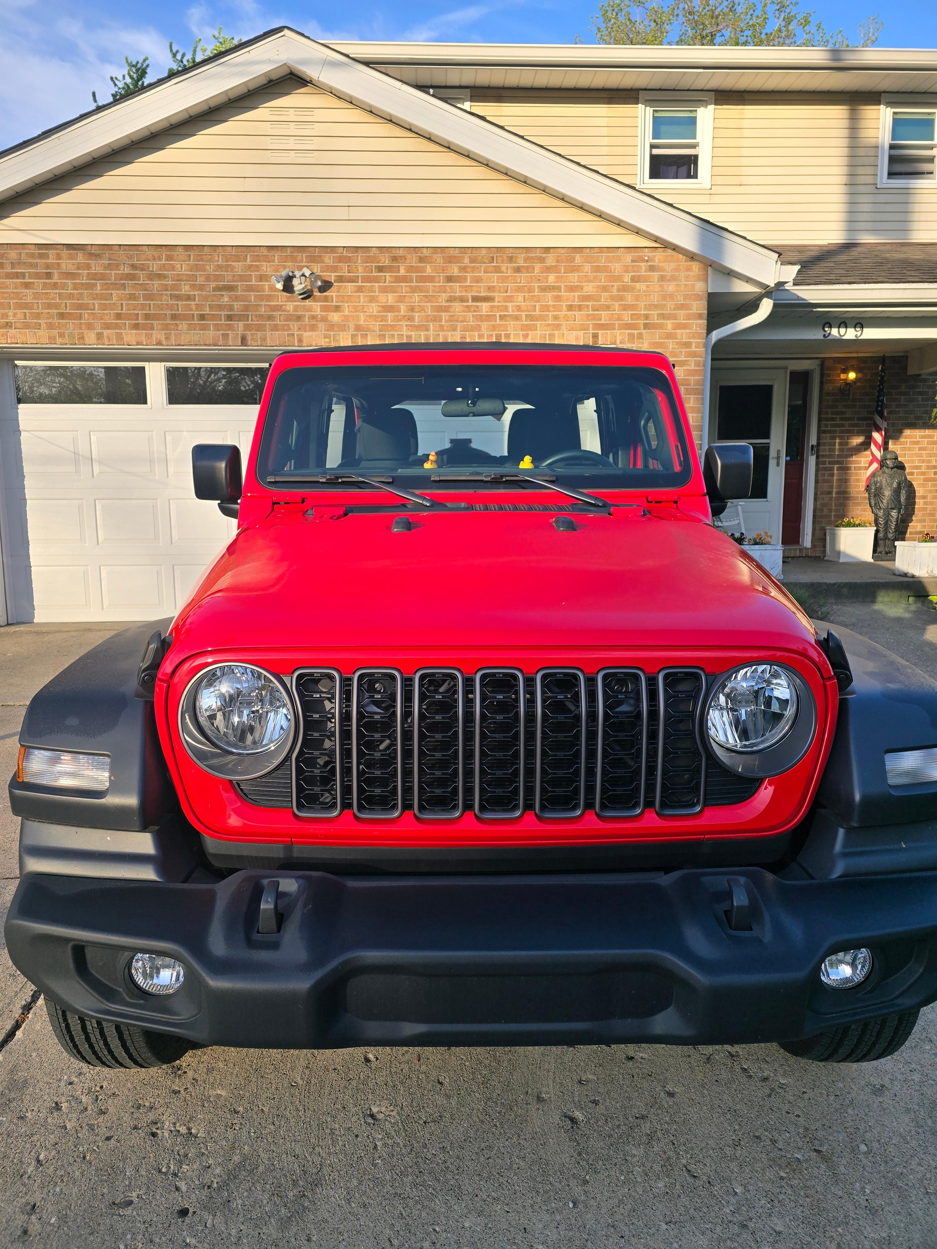 Jeep Wrangler 2024 in Cincinnati, OH