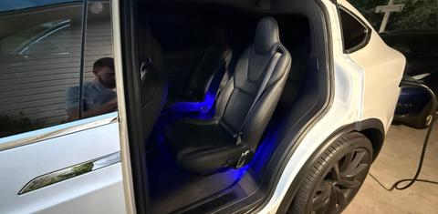 Tesla Model X 2019