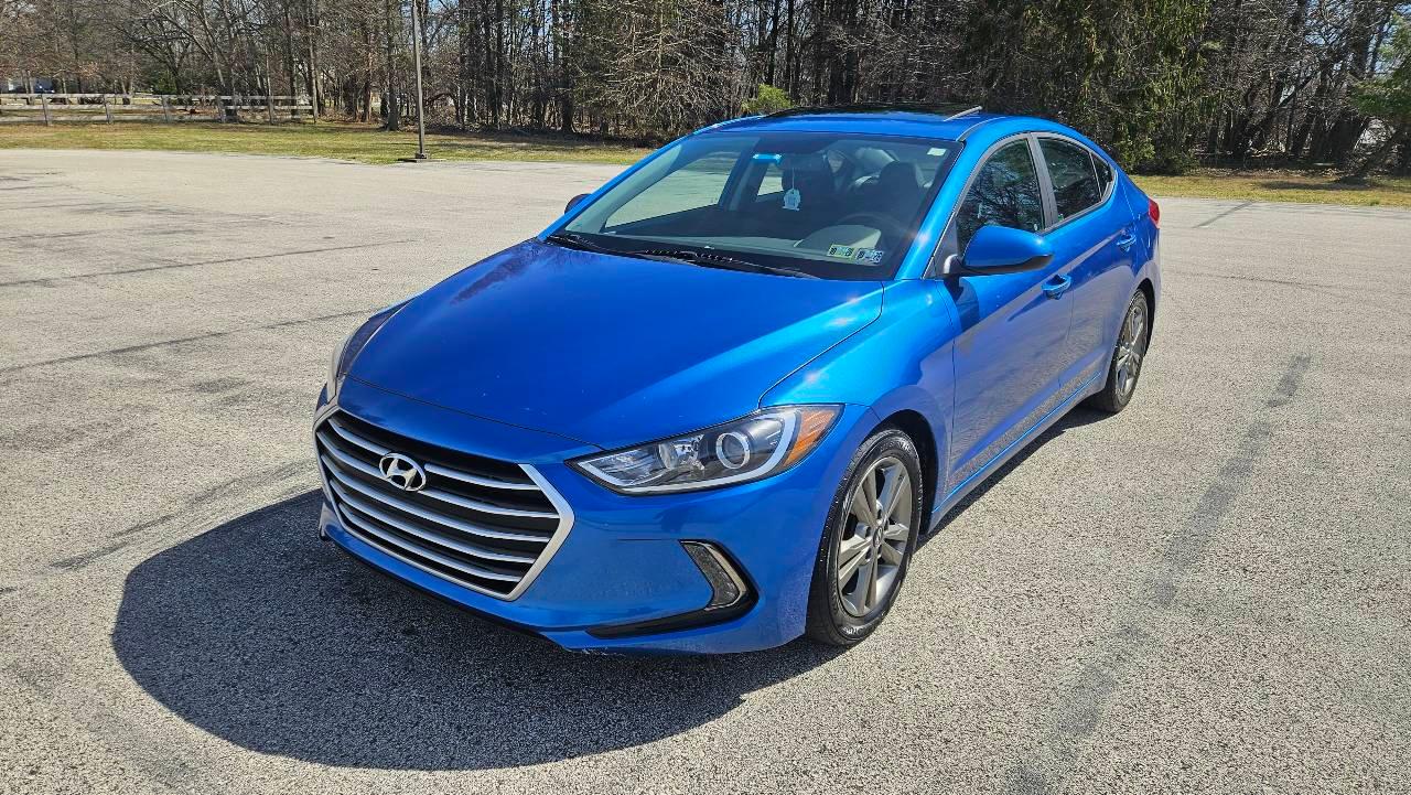 Hyundai Elantra 2017 in 