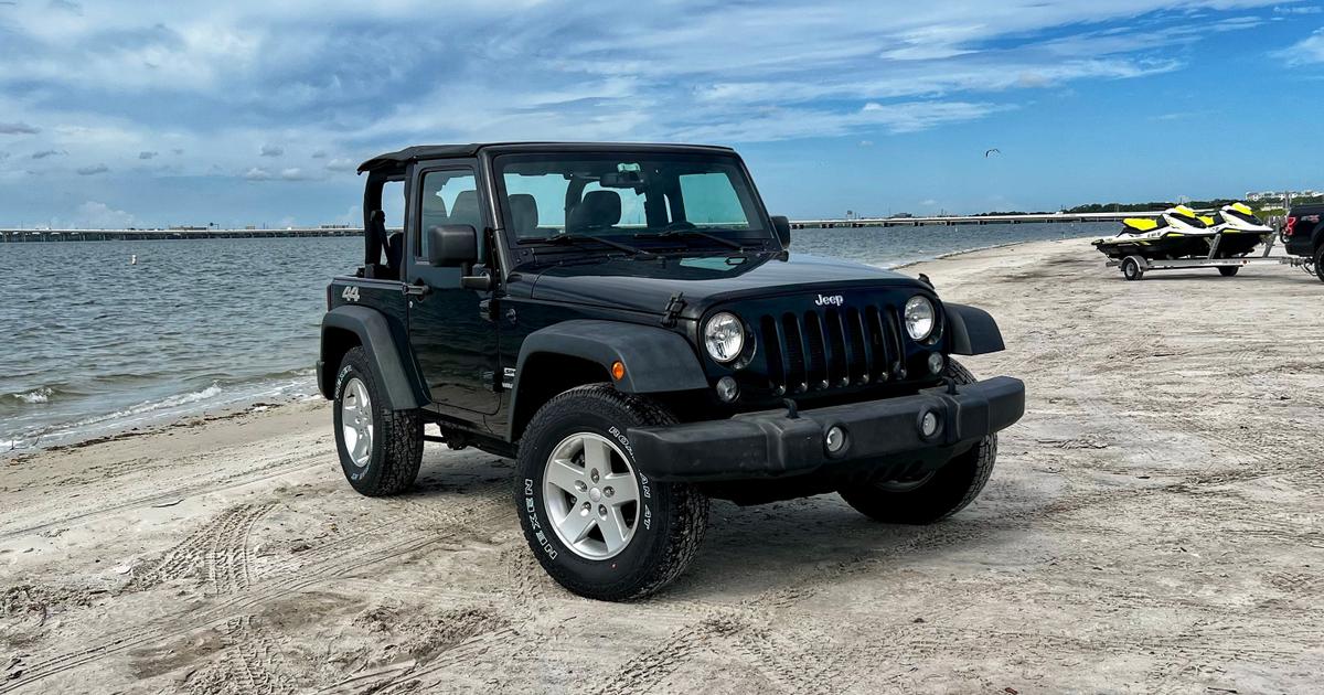 Jeep Wrangler 2015 rental in Clearwater, FL by Thomas Turo